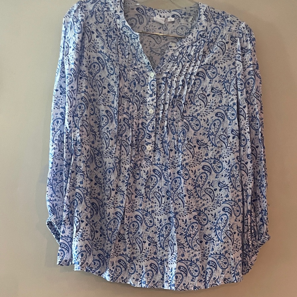 ❤️ 5/$15 GAP blouse